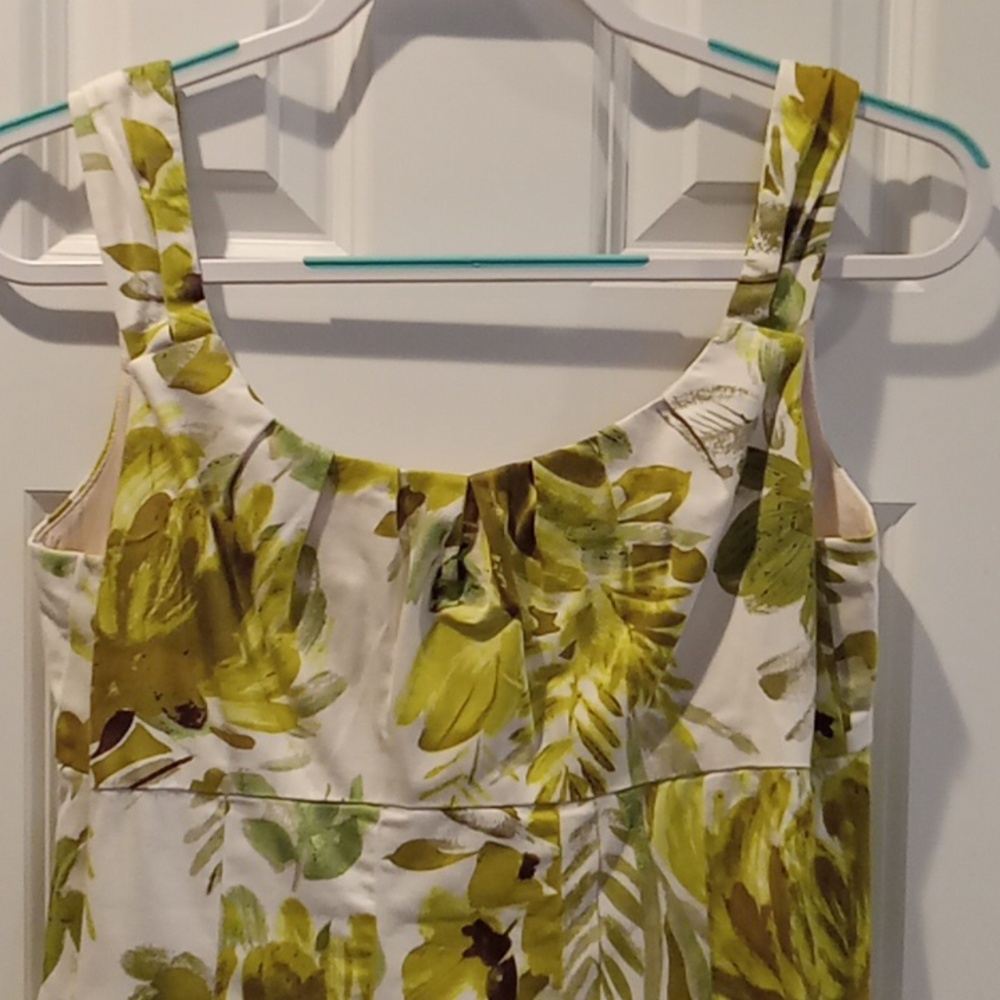 New Directions Midi Dress with Green and White Leaf Pattern - Picture 3 of 7